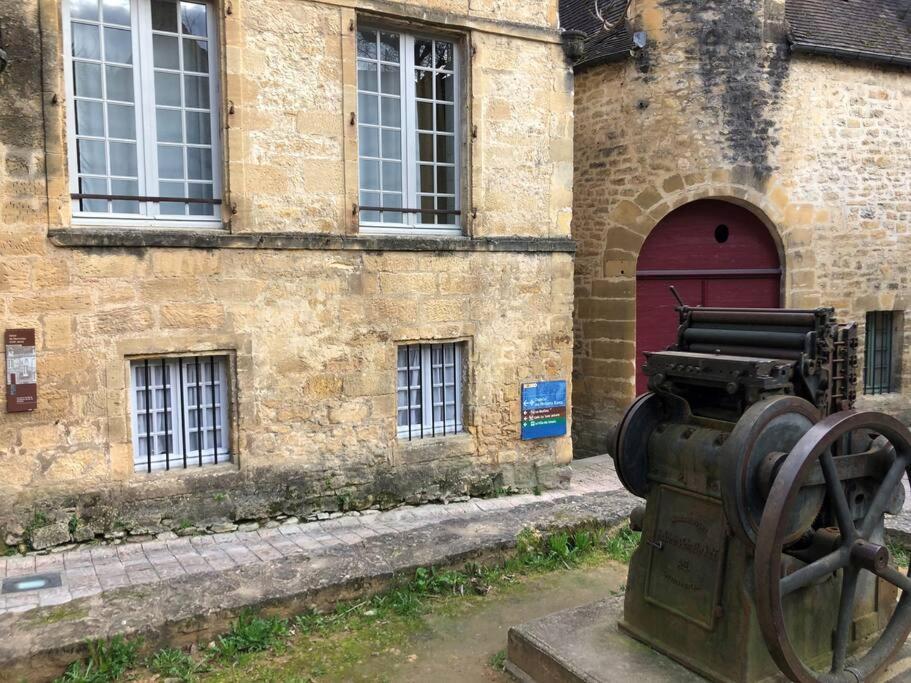 La Maison Valentin Au Coeur De La Cite Medievale 萨尔拉拉卡内达 外观 照片