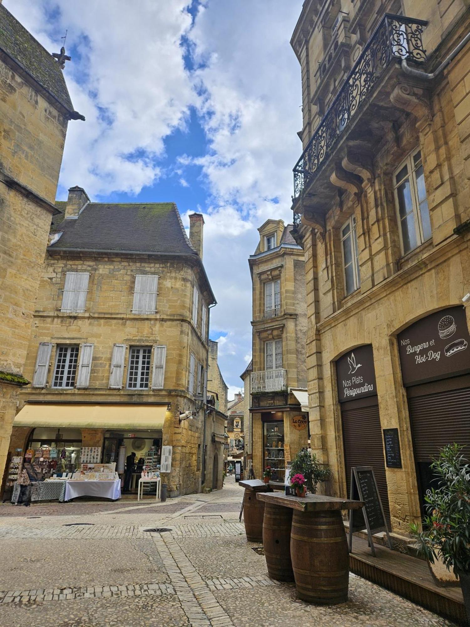 La Maison Valentin Au Coeur De La Cite Medievale 萨尔拉拉卡内达 外观 照片