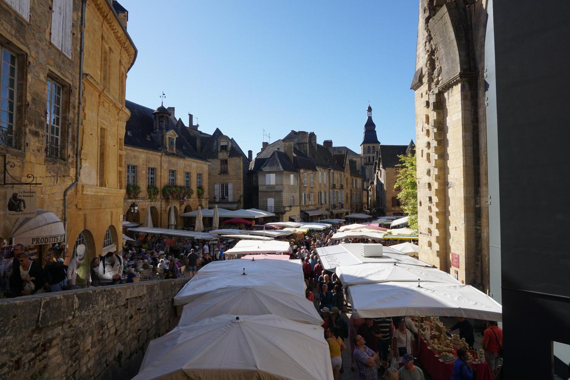 La Maison Valentin Au Coeur De La Cite Medievale 萨尔拉拉卡内达 外观 照片
