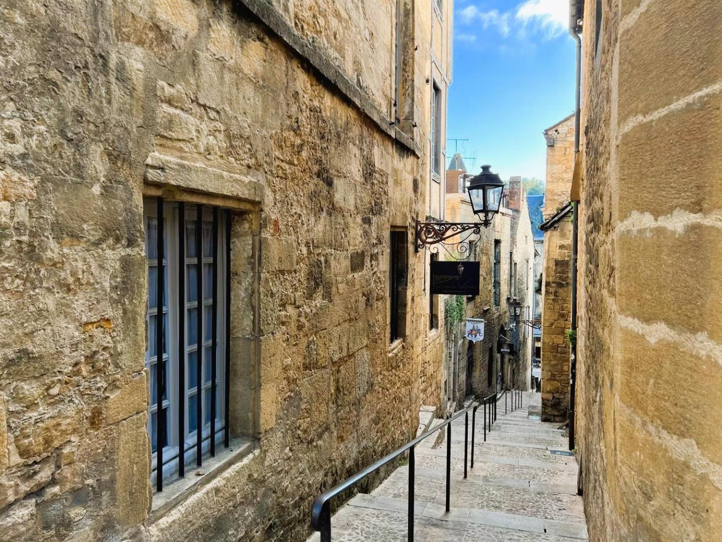 La Maison Valentin Au Coeur De La Cite Medievale 萨尔拉拉卡内达 外观 照片